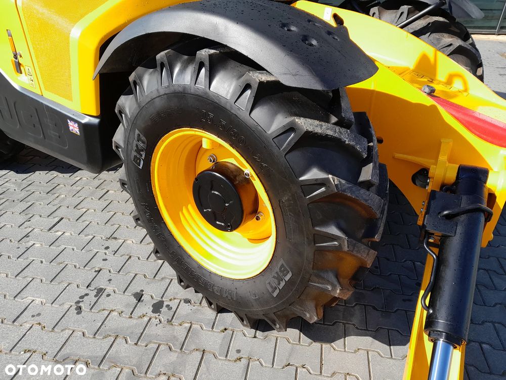 JCB 540-140 - 22