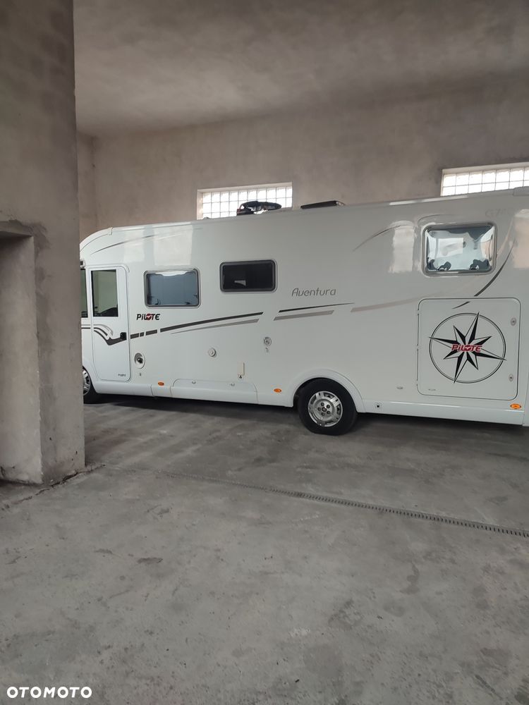 PILOTE G740 Aventura - 17