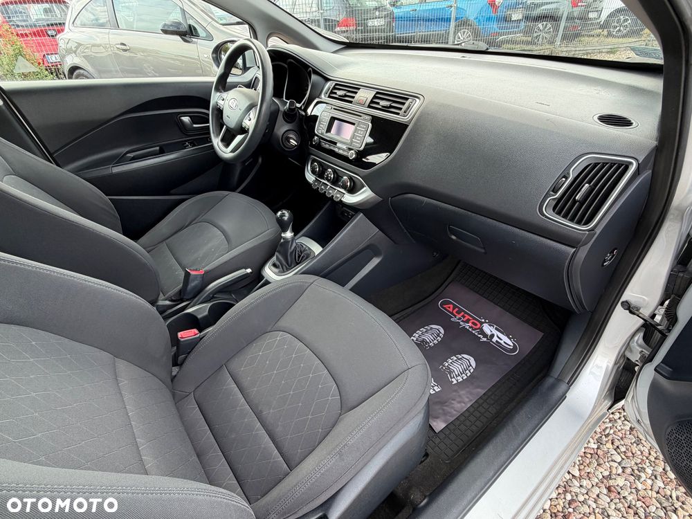 Kia Rio 1.2 M (klm) - 11