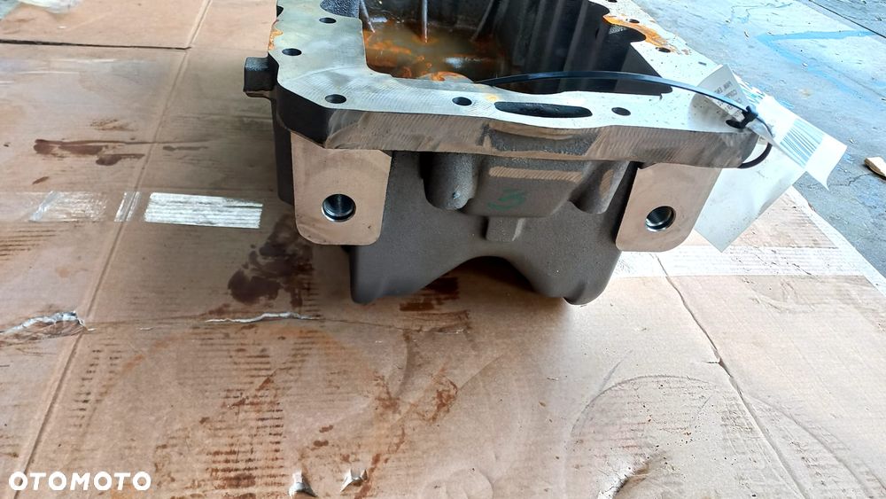 miska olejowa iveco 504269170 new holland 7630 - 8