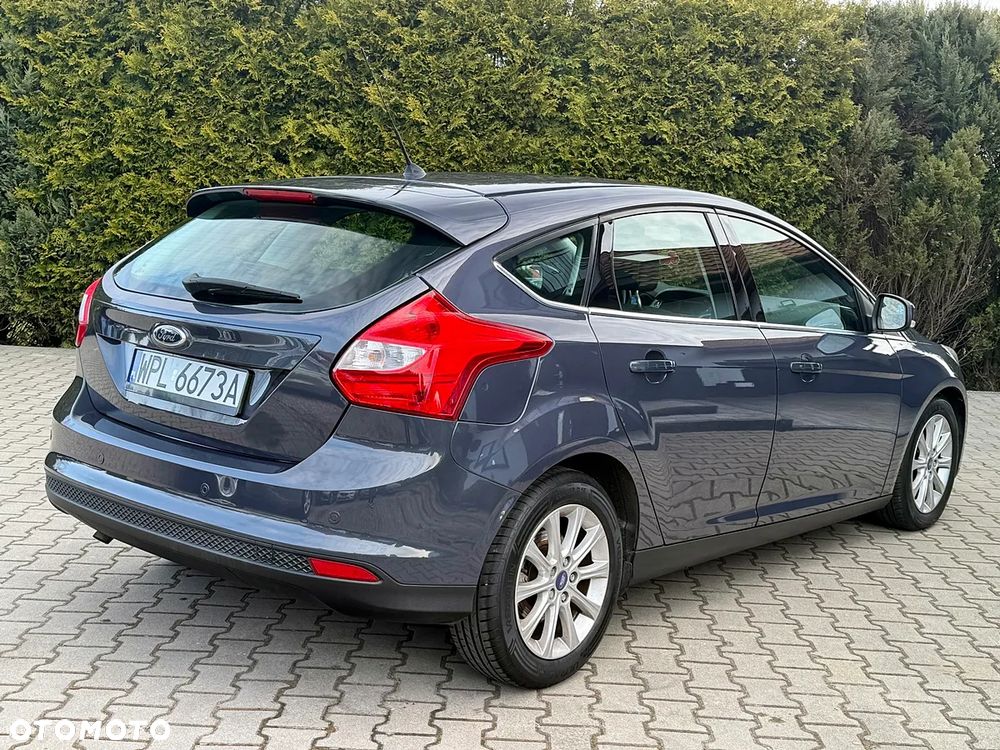Ford Focus - 12