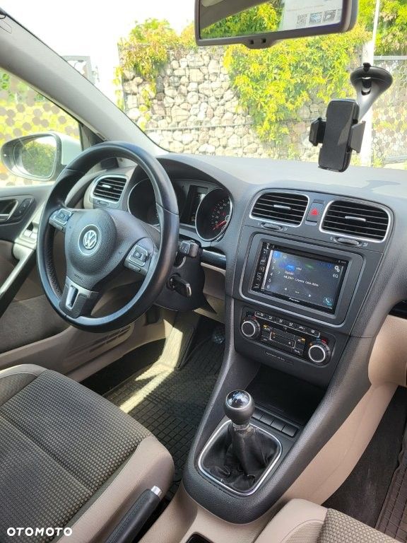 Volkswagen Golf 2.0 TDI DPF Comfortline 119 g - 12