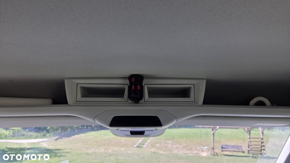 Volkswagen Crafter Furgon Brygadówka 6-os. - 20