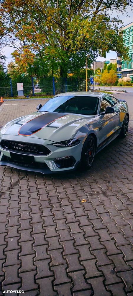 Ford Mustang - 1