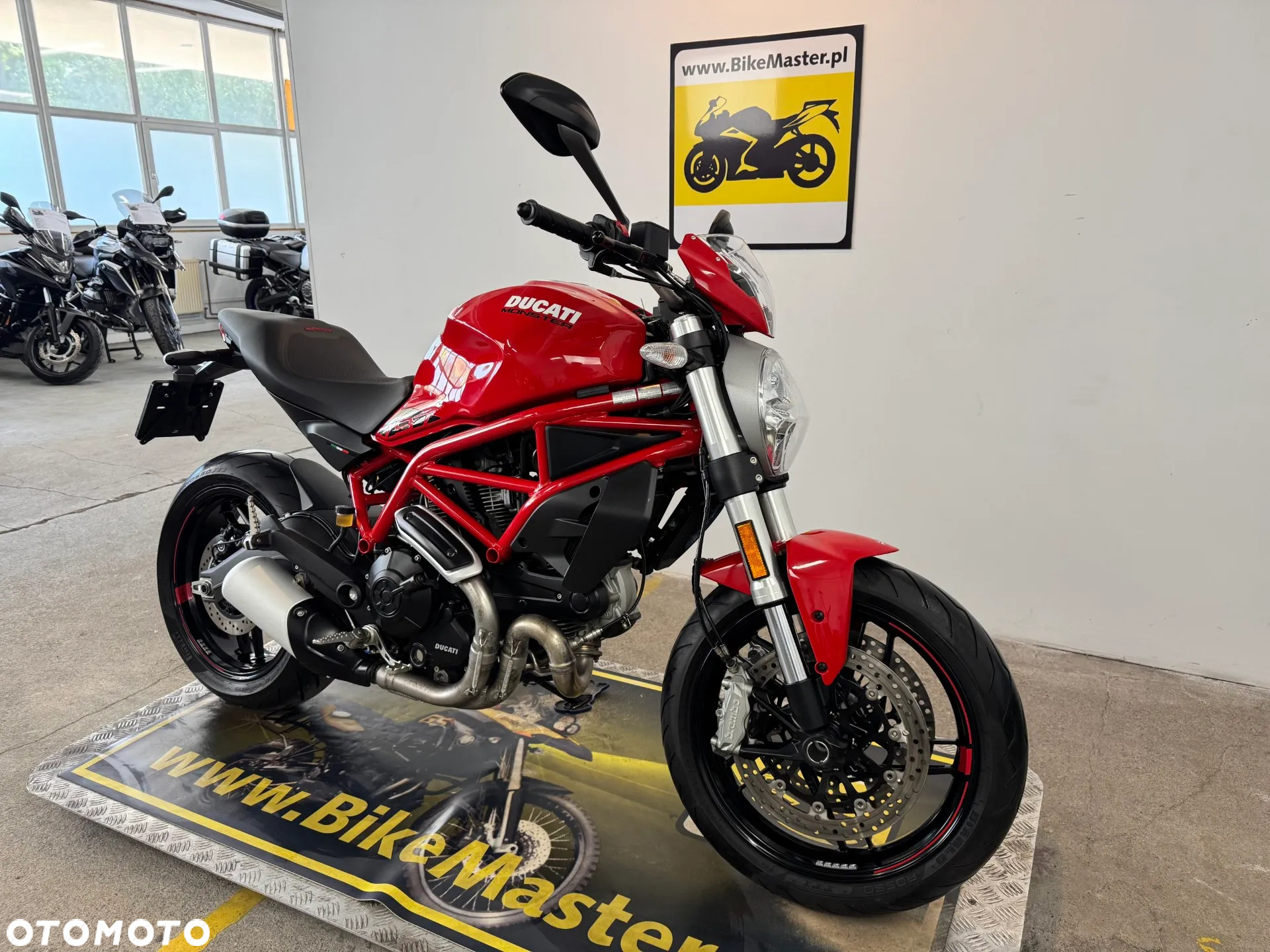 Ducati Monster - 3