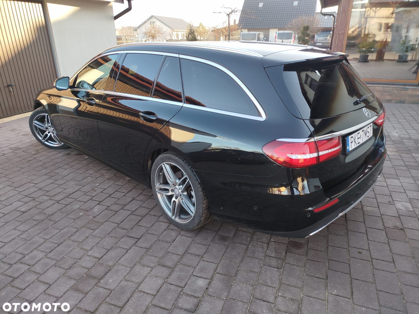 Mercedes-Benz Klasa E 220 d Business Edition 9G-TRONIC - 10