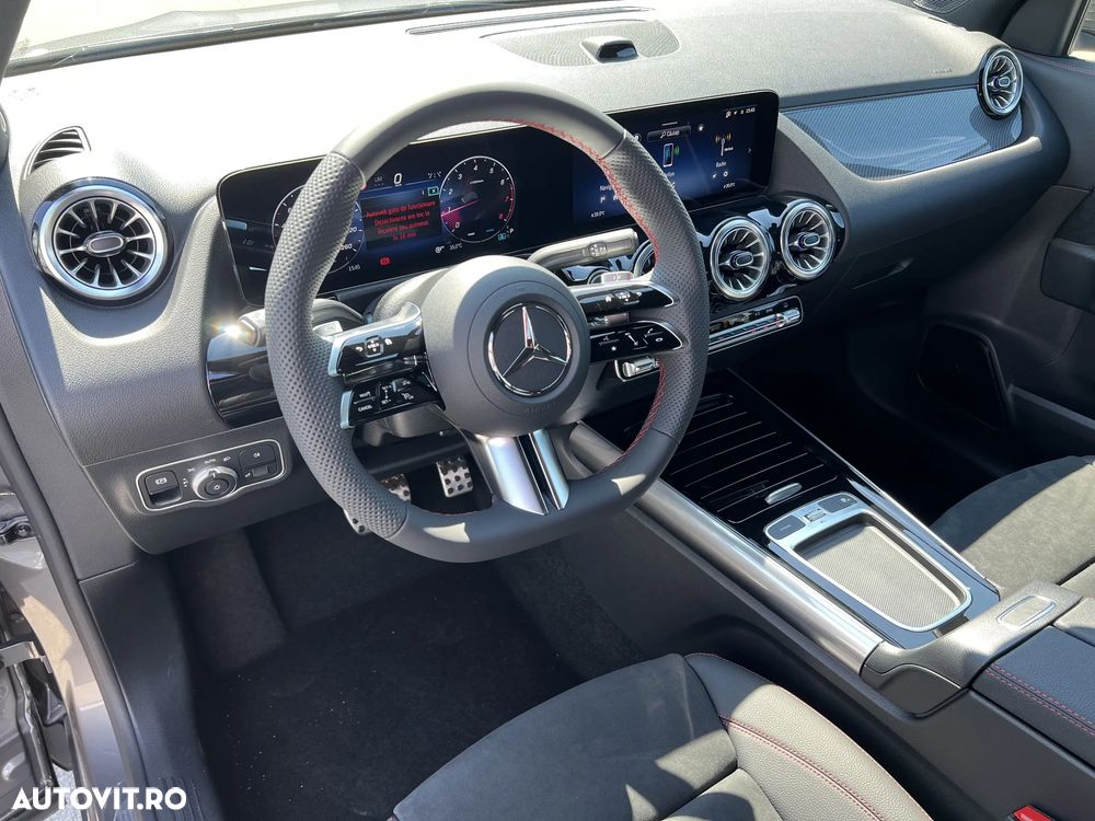 Mercedes-Benz GLA 220 4MATIC MHEV - 14