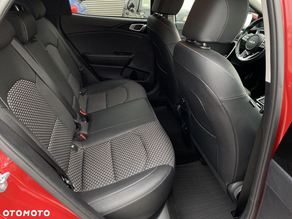 Kia XCeed 1.5 T-GDI M DCT - 27