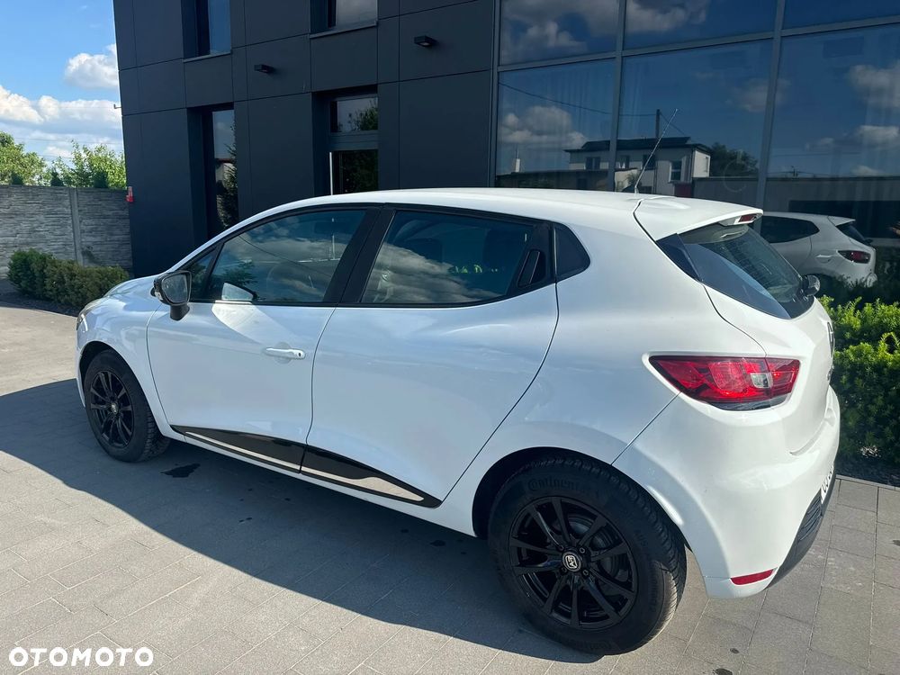 Renault Clio - 8
