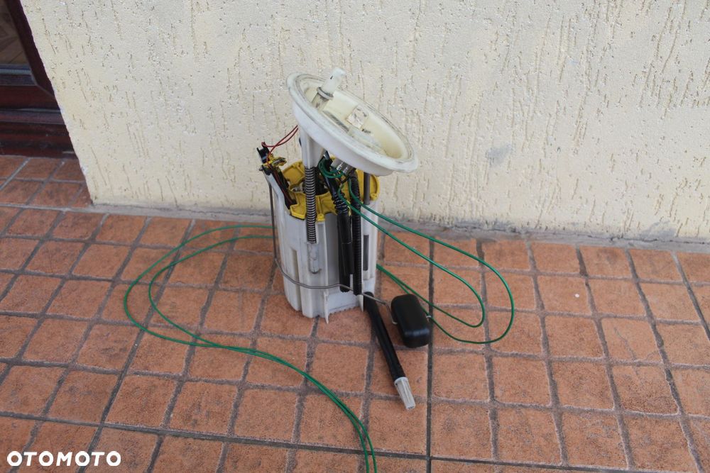 POMPA PALIWA PALIWOWA BMW E61 3.0D 6765848 - 4