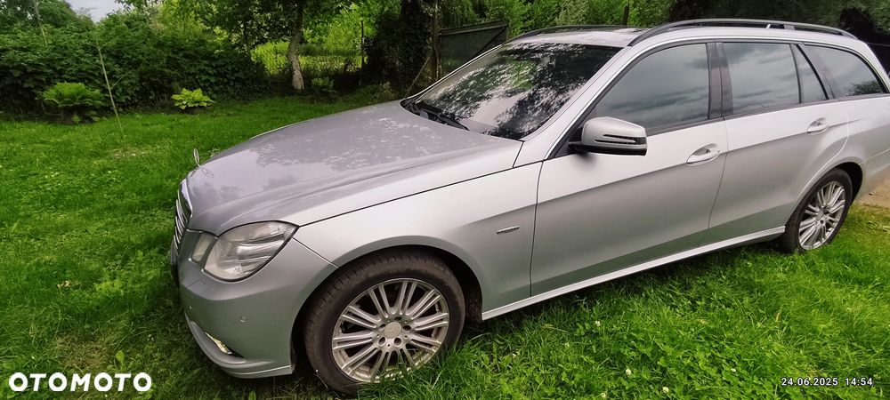 Mercedes-Benz Klasa E 350 CDI 4-Matic BlueEff - 1