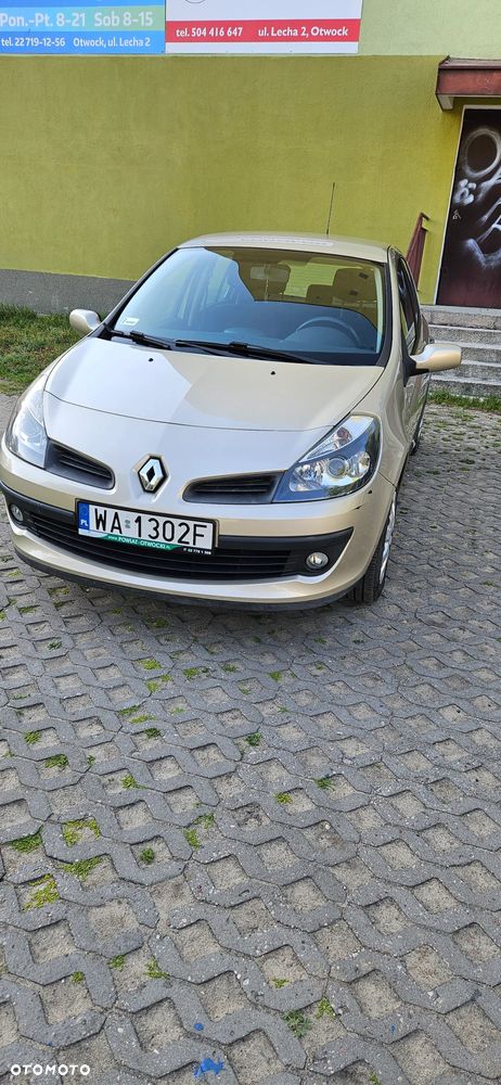 Renault Clio 1.6 16V Expression - 20
