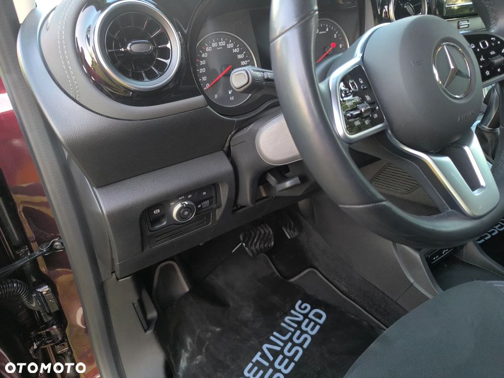 Mercedes-Benz Klasa T 180 Automatik Progressive - 9