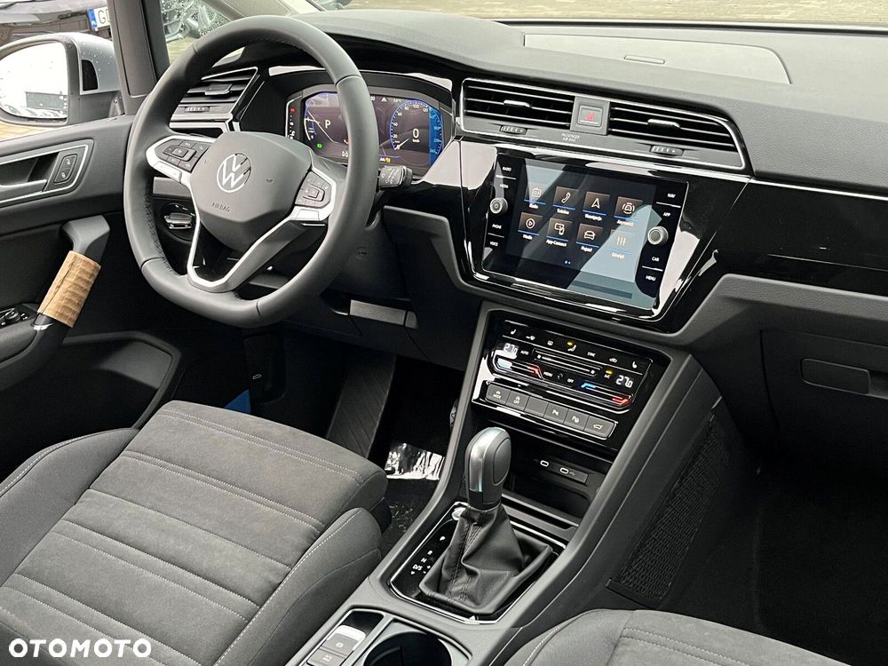 Volkswagen Touran 1.5 TSI EVO Highline DSG - 6