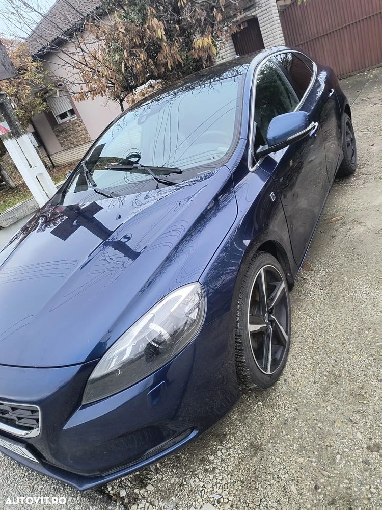 Volvo V40 - 13