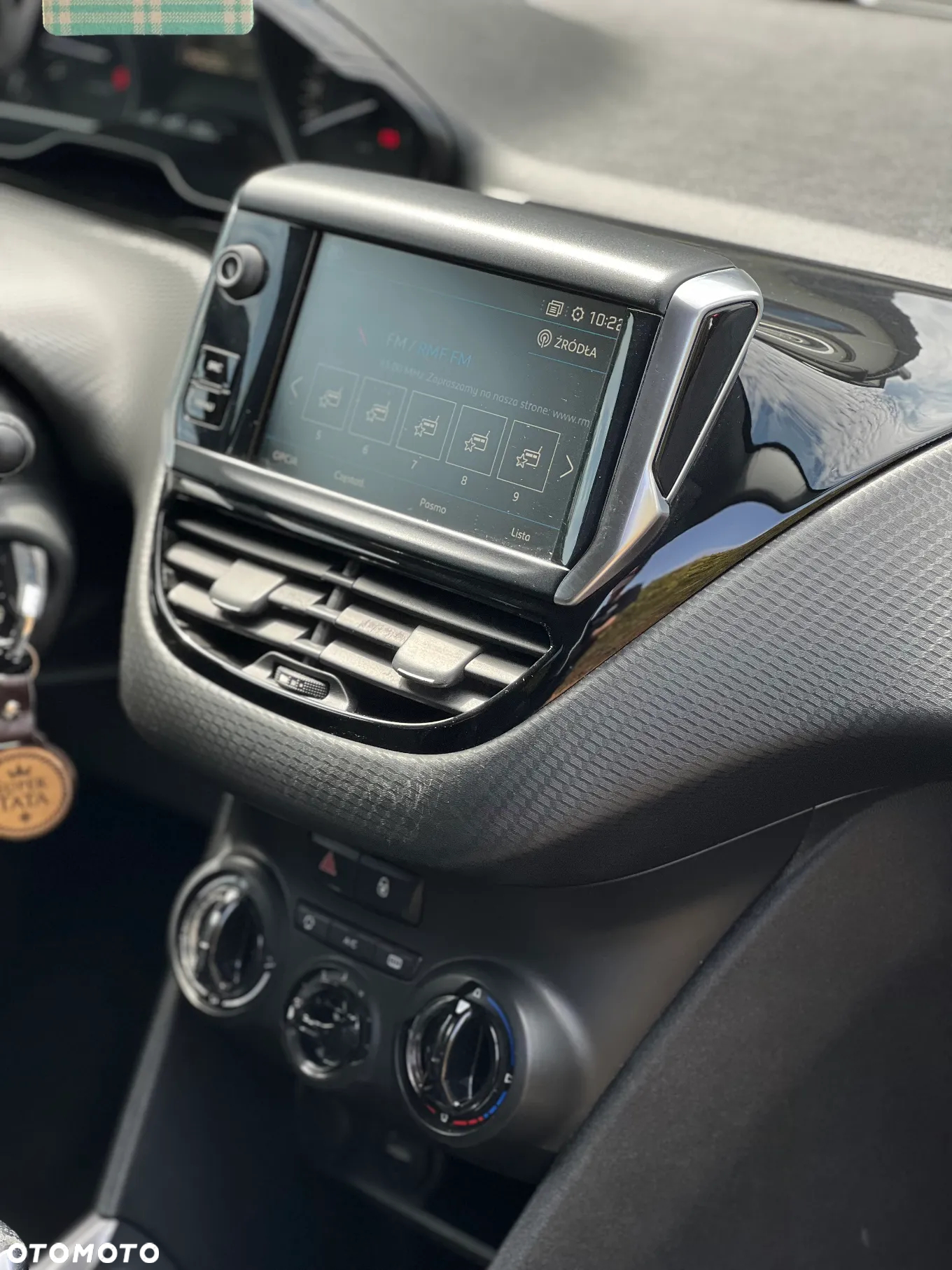 Peugeot 2008 1.2 Pure Tech Style S&S - 10