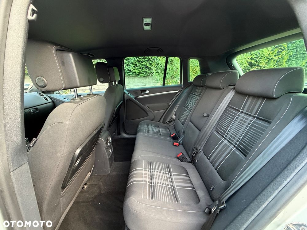 Volkswagen Tiguan - 20