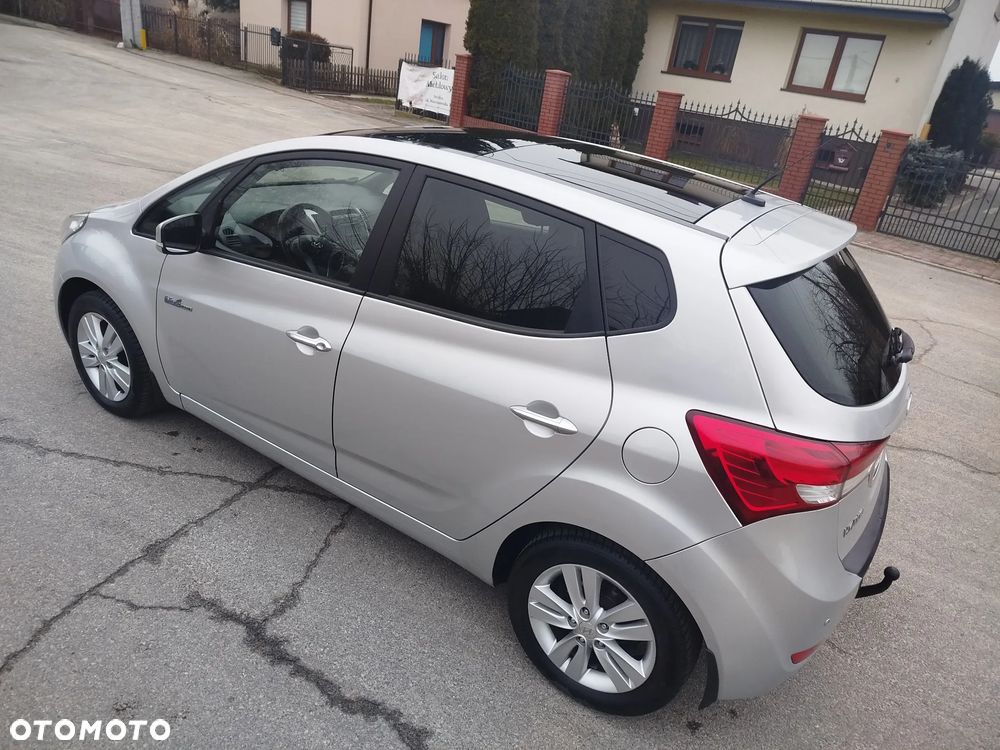 Hyundai ix20 1.4 blue YES Plus - 16