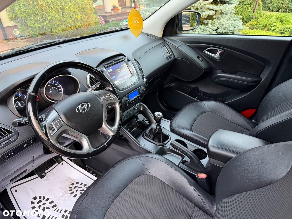 Hyundai ix35 2.0 2WD Trend - 12
