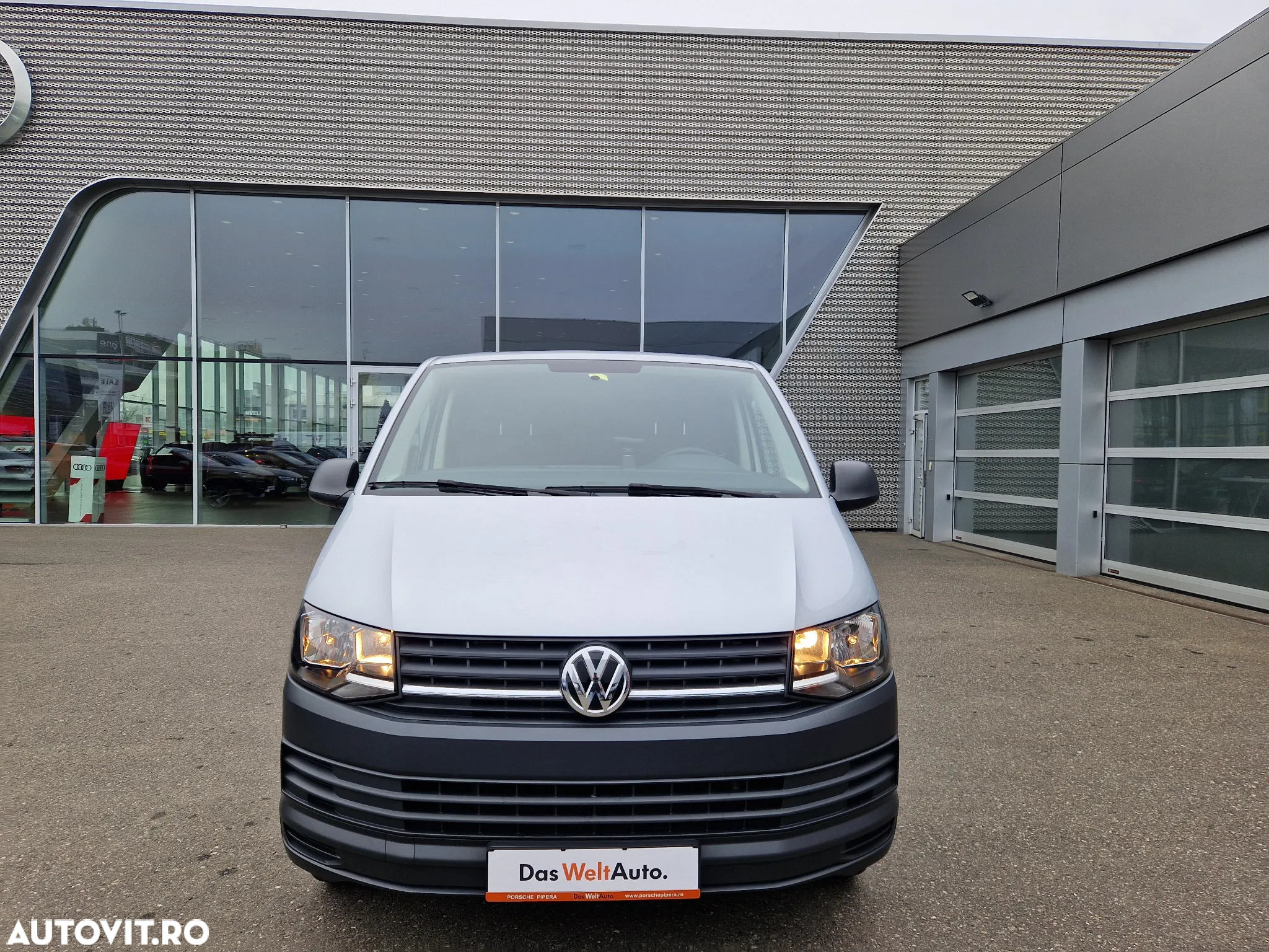 Volkswagen Transporter Sasiu CD T6 2.0 TDI LR - 4