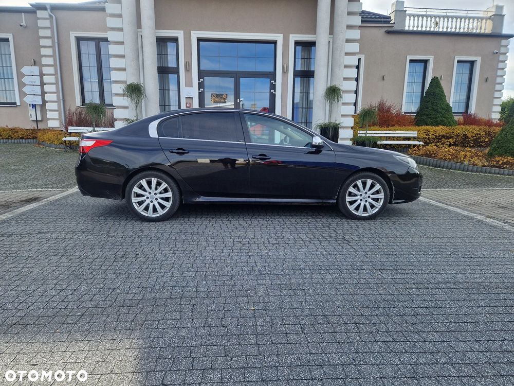 Renault Latitude V6 dCi 240 FAP - 1