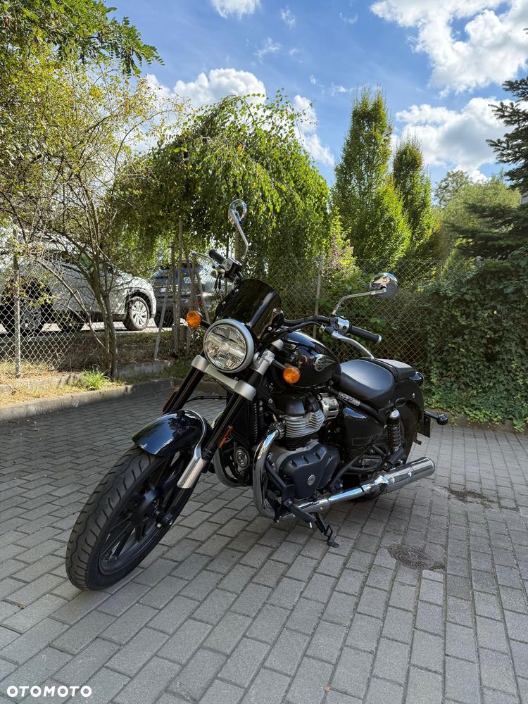 Royal Enfield Super Meteor - 3