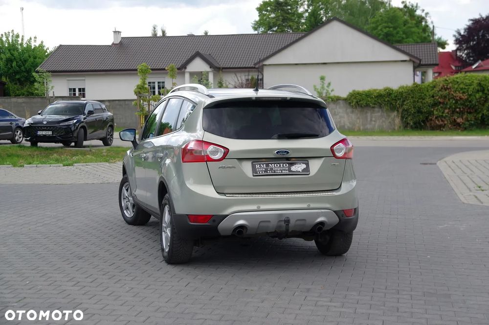 Ford Kuga 2.0 TDCi 2x4 Titanium - 13