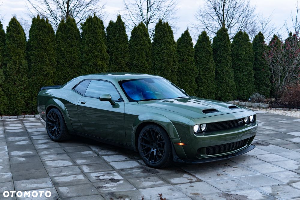 Dodge Challenger - 7