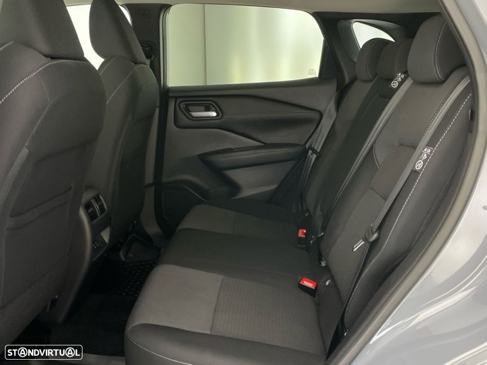 Nissan Qashqai 1.3 DIG-T N-Connecta Xtronic - 12