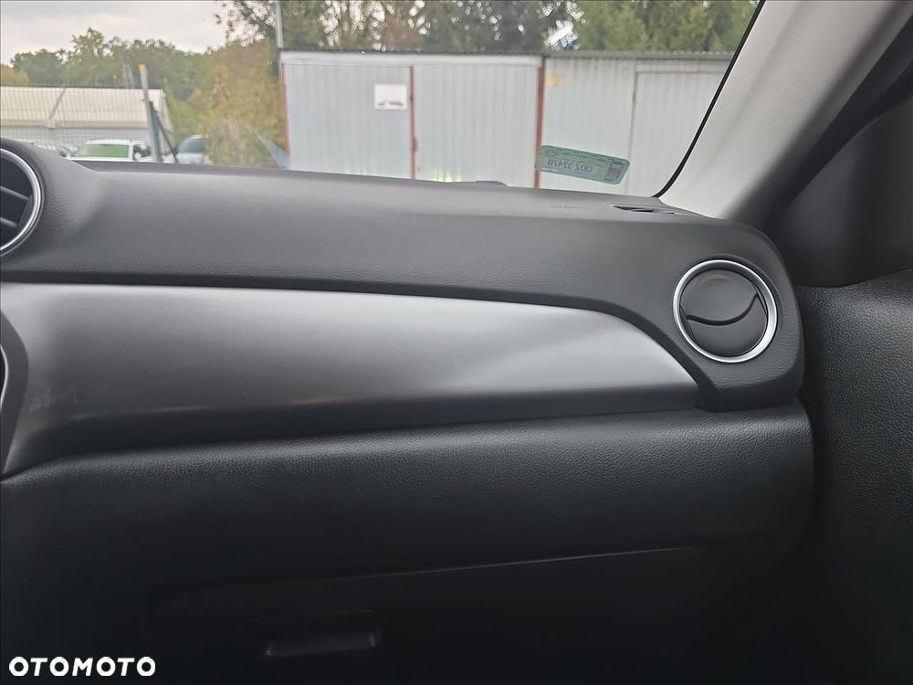 Suzuki Vitara 1.4 Boosterjet SHVS Premium 2WD - 24