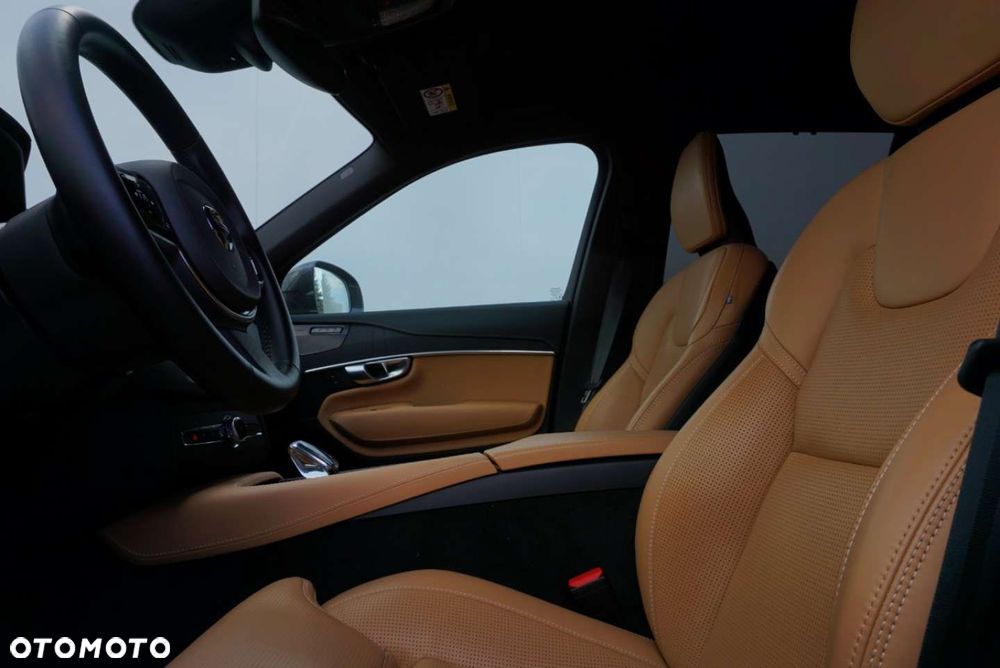 Volvo XC 90 - 16