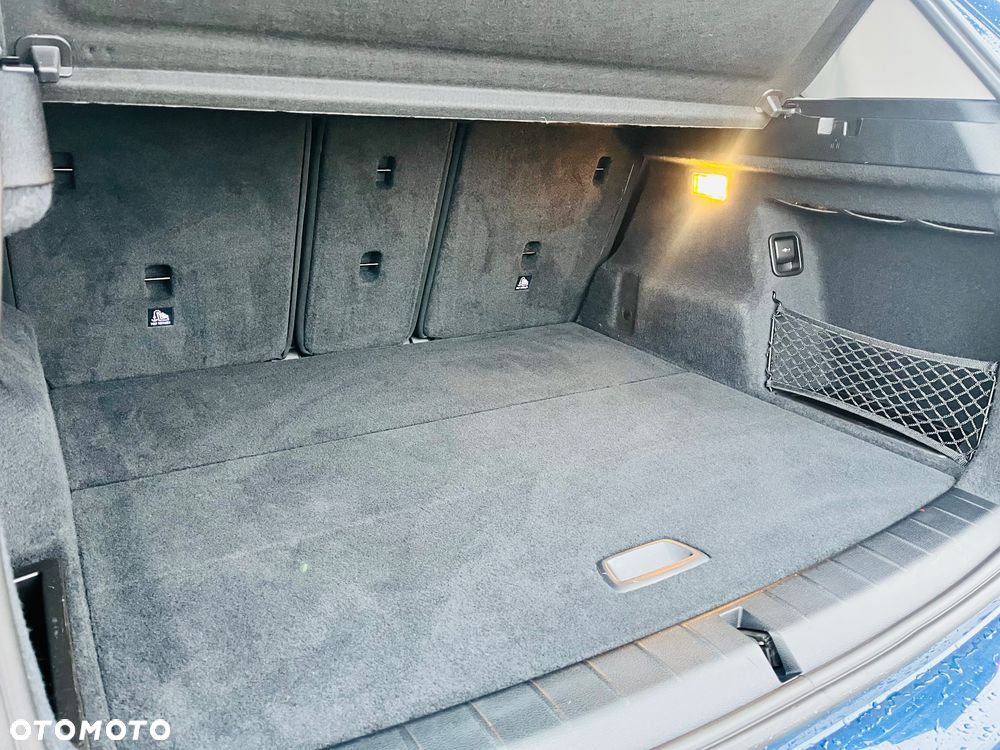 BMW X1 sDrive18d Business Edition - 35