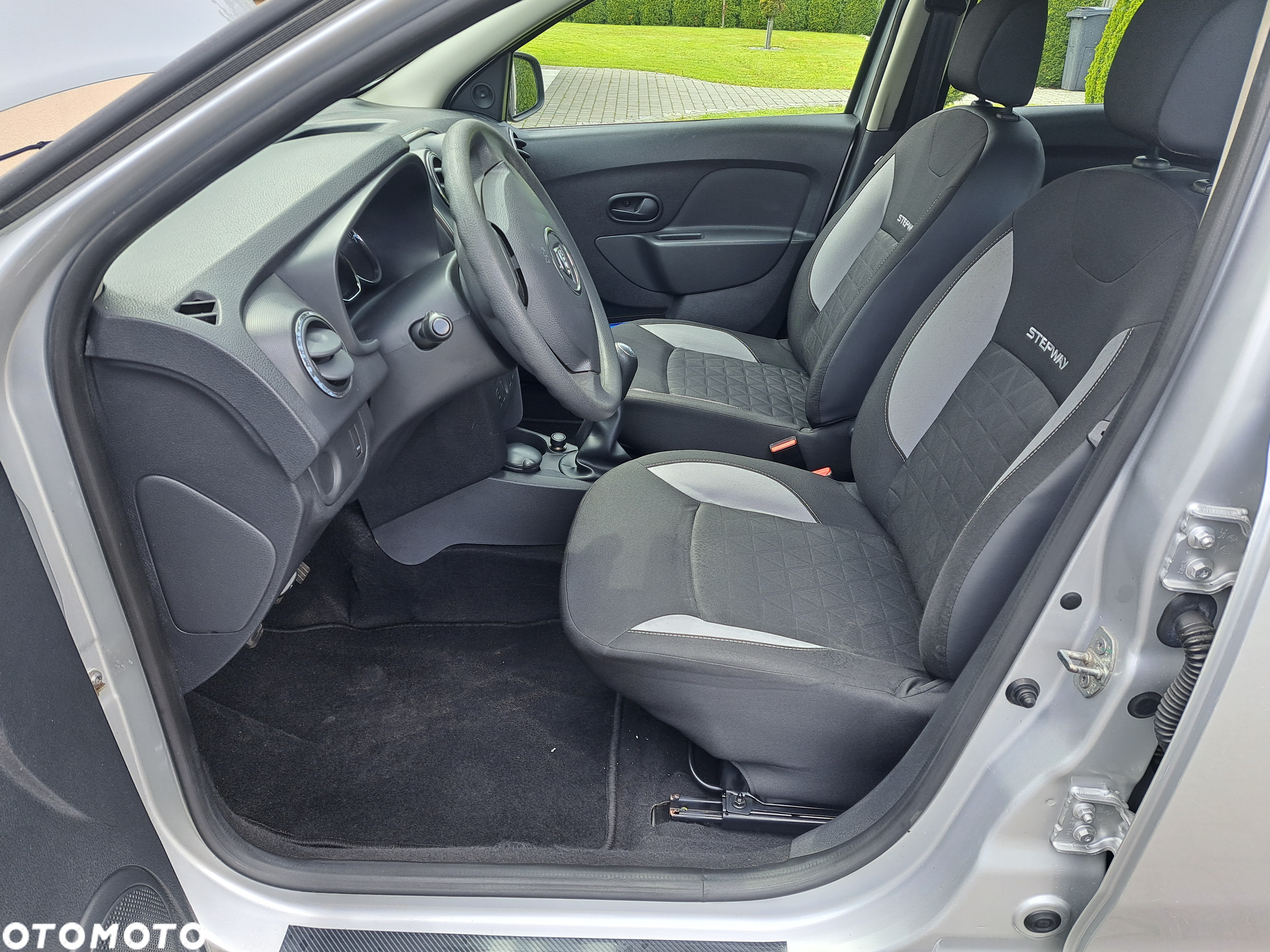 Dacia Sandero Stepway 0.9 TCe Laureate - 38