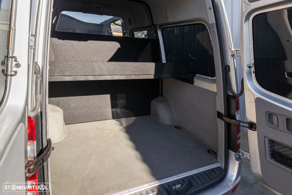Mercedes-Benz Sprinter - 8