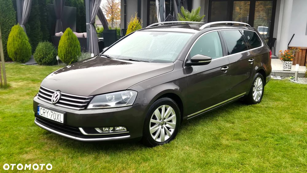 Volkswagen Passat 2012 photo 2