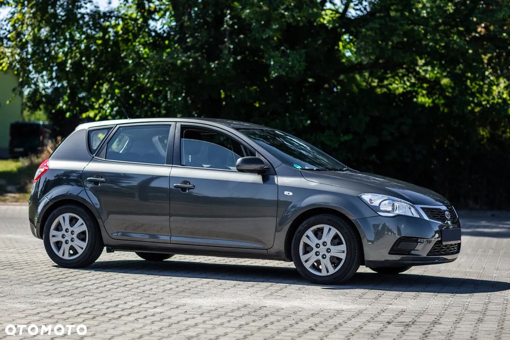 Kia Ceed 1.4 CVVT Attract - 7