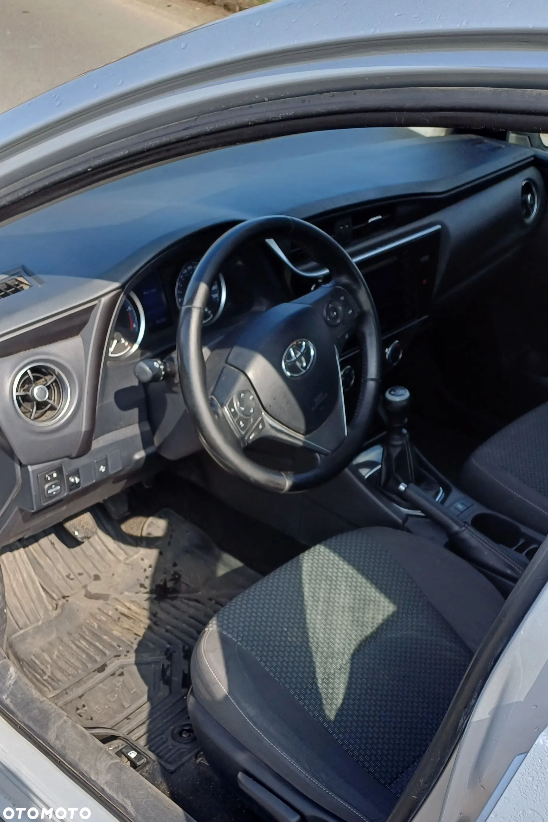 Toyota Corolla 1.4 D-4D Premium - 11