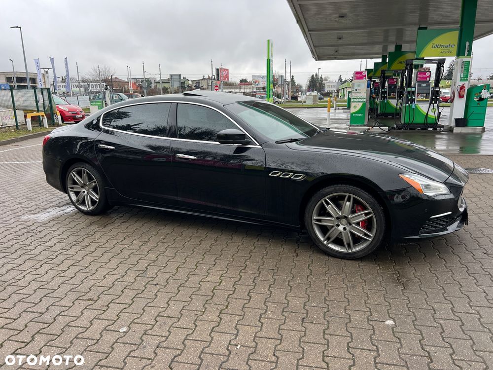 Maserati Quattroporte S - 10