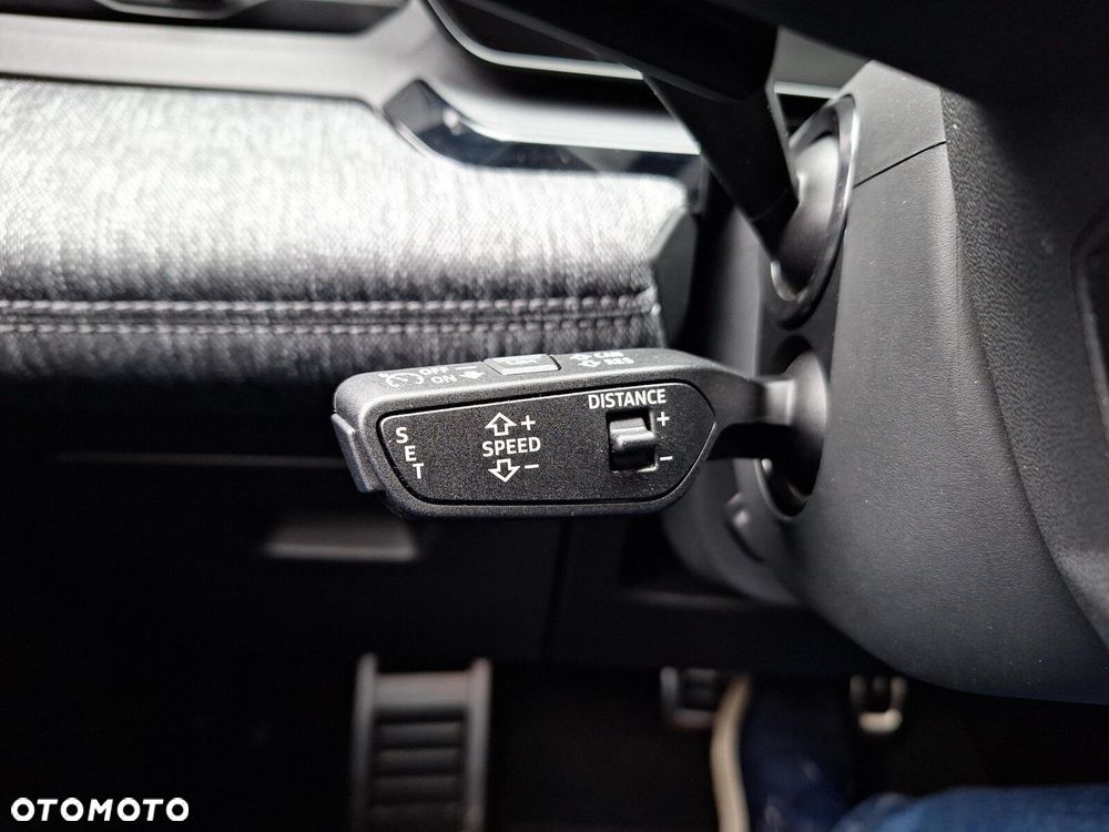 Audi Q6 e-tron - 25
