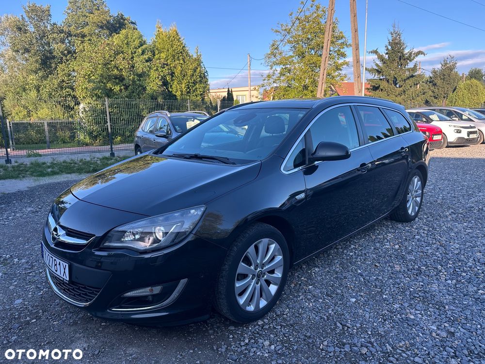 Opel Astra 1.4 Turbo Cosmo - 2