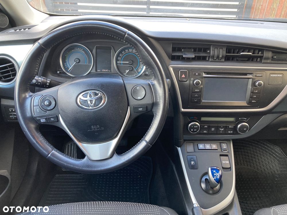 Toyota Auris - 6