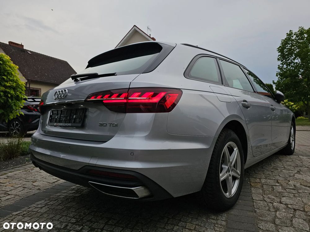 Audi A4 Avant 30 TDI mHEV S tronic - 3