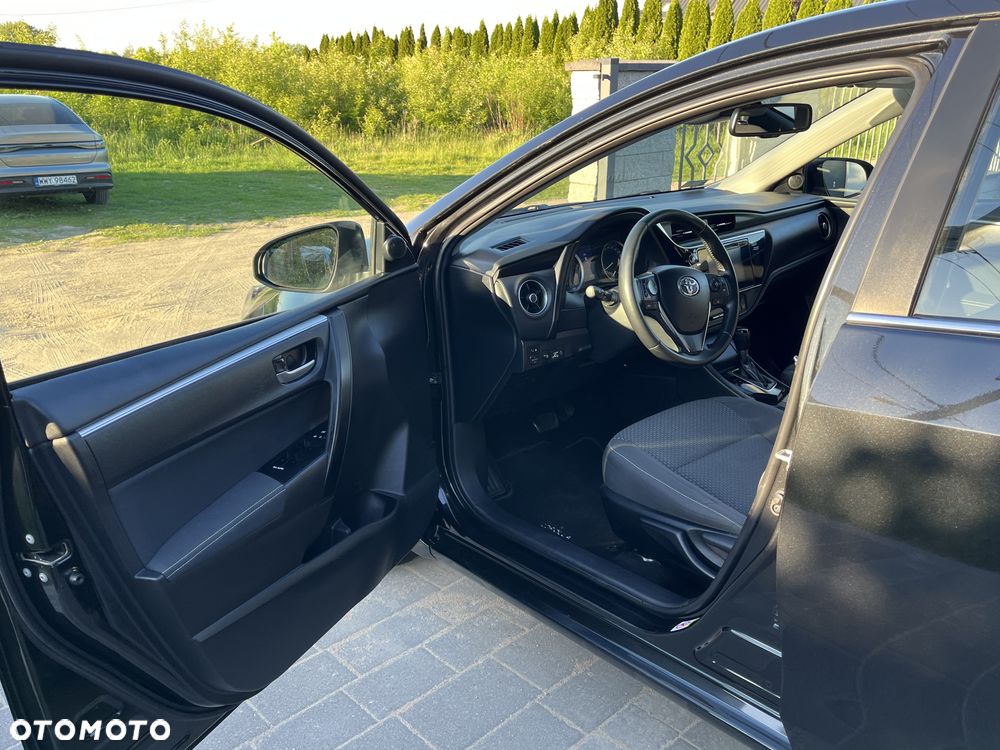 Toyota Corolla 1.6 Prestige MS EU6 - 19