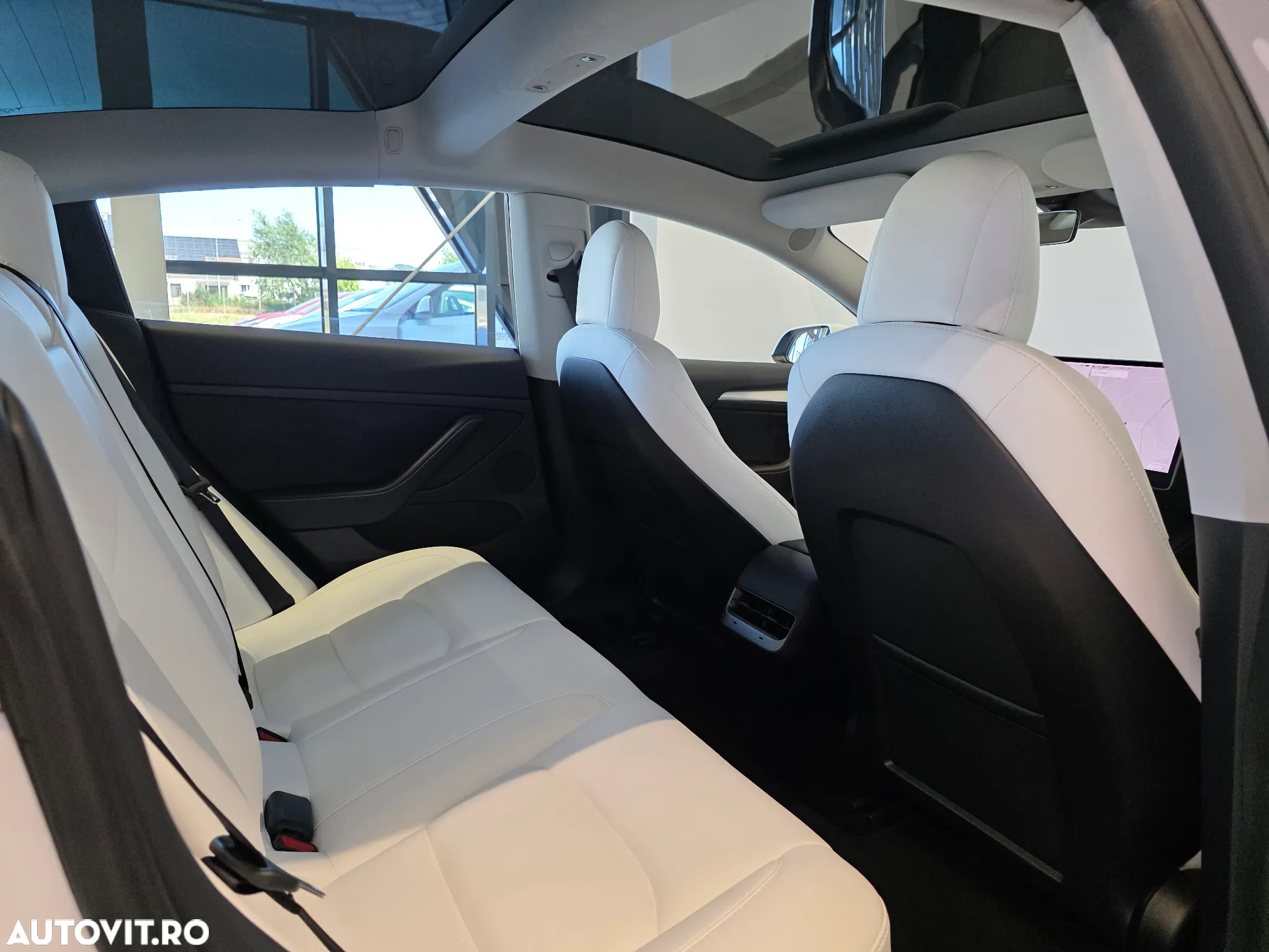 Tesla Model 3 Langstreckenbatterie Allradantrieb Dual Motor - 11