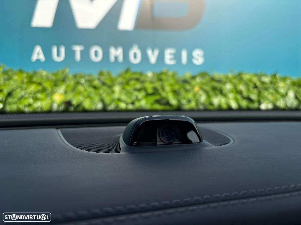 Mercedes-Benz E 300 de 9G-TRONIC AMG Line - 22