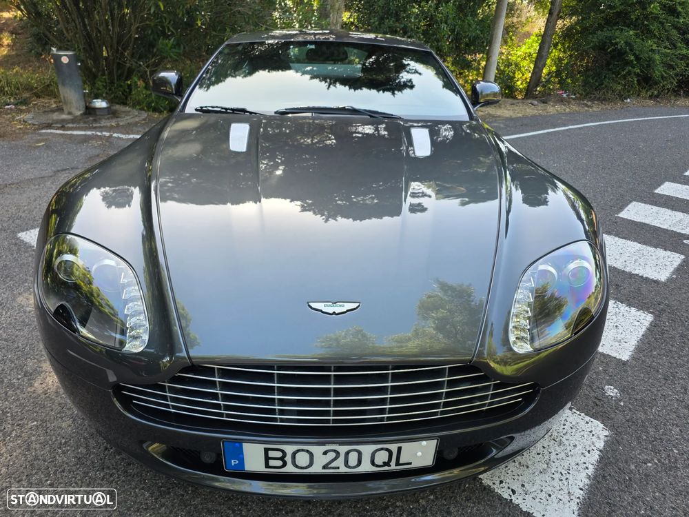 Aston Martin Vantage Coupe Sportshift - 5