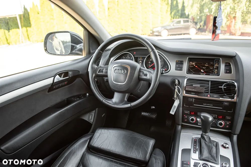 Audi Q7 3.0 TDI DPF Quattro Tiptronic - 29