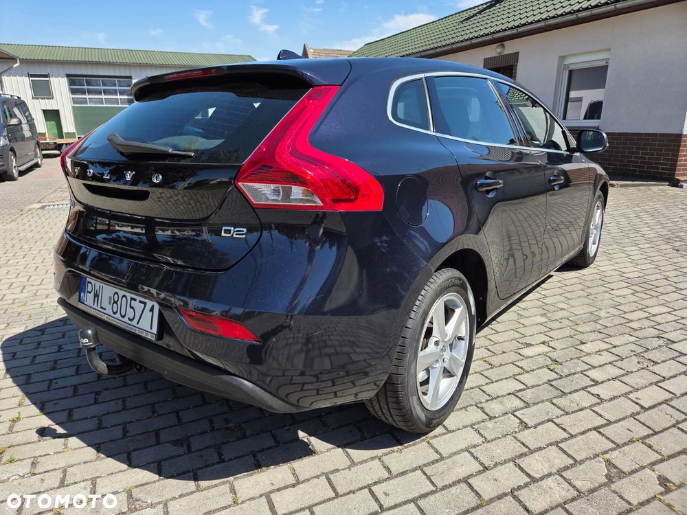 Volvo V40 D2 - 4