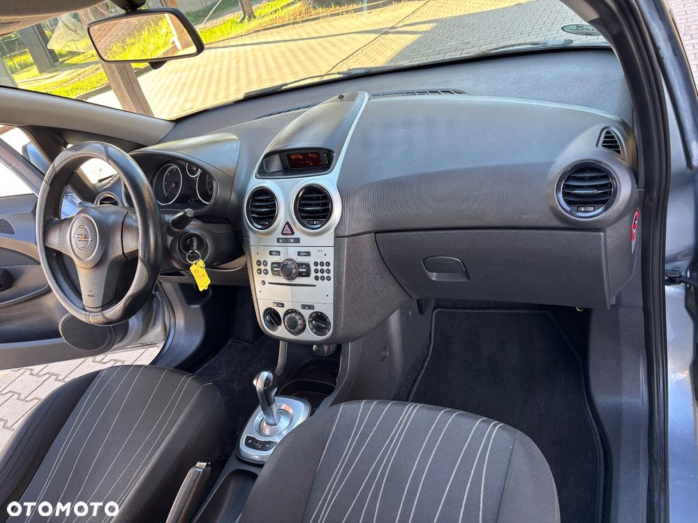 Opel Corsa 1.3 CDTI DPF Cosmo - 11