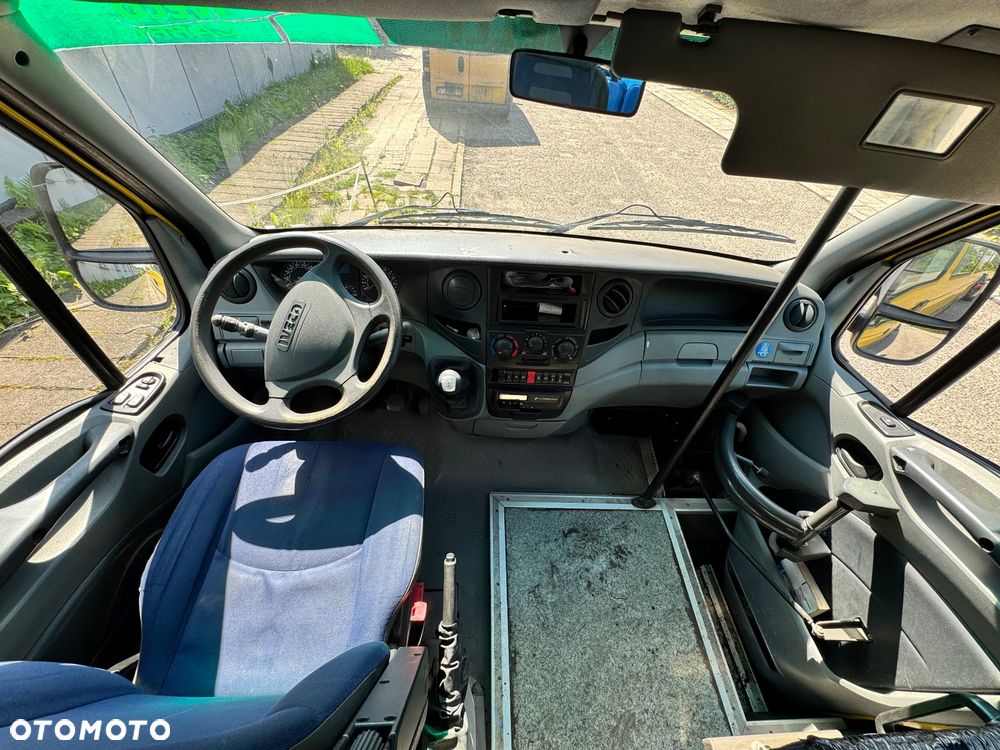 Iveco A50 28 osób - 12